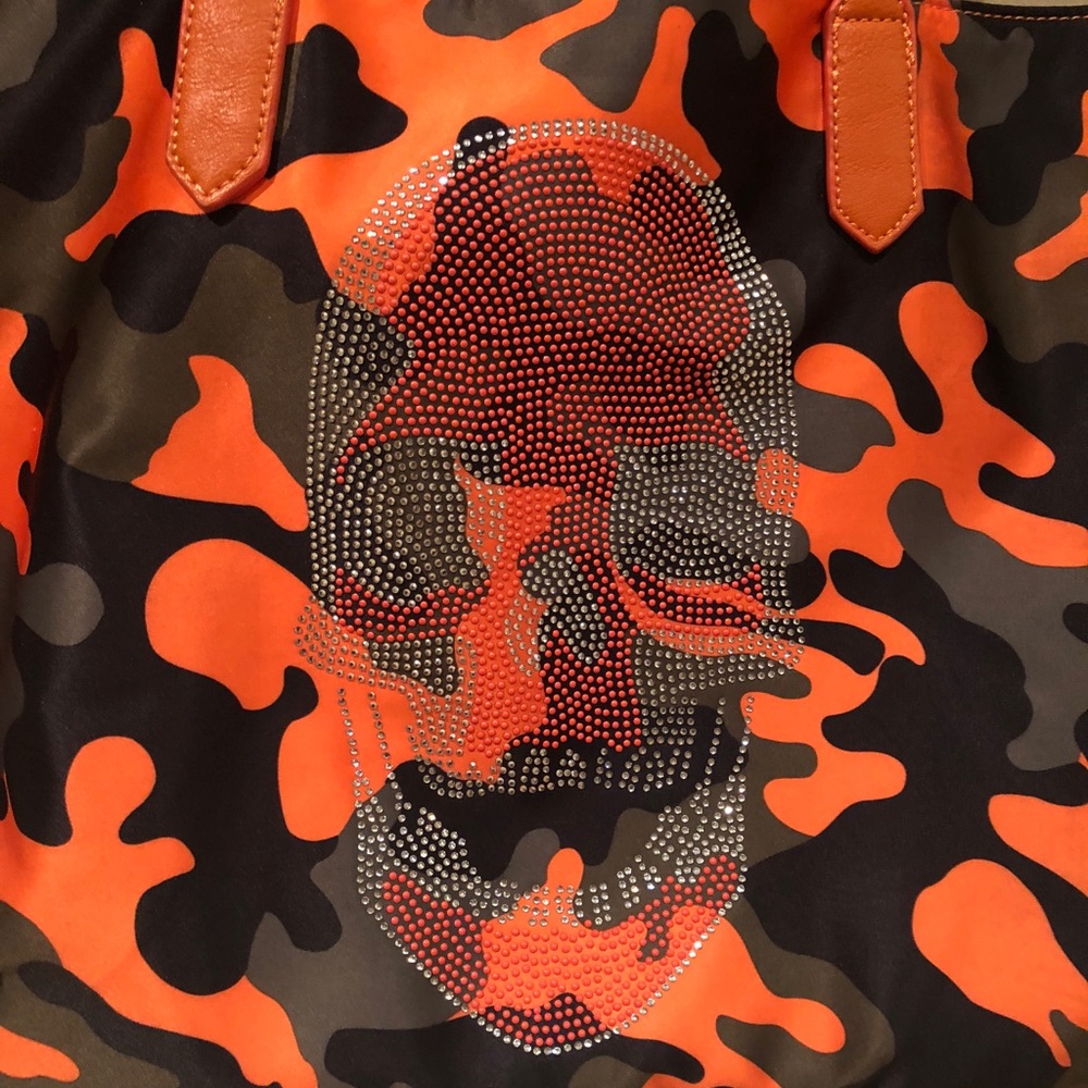AH!DORNED Crystal Skull Nylon Tote, Orange Camo